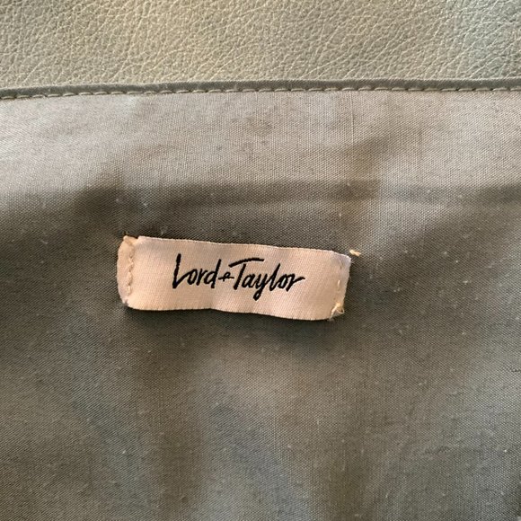 Lord and Taylor Bag - Picture 2 of 4